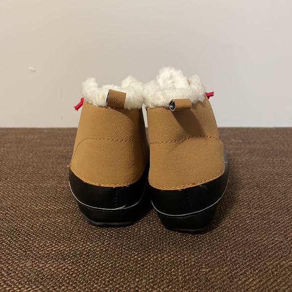Plush-Lined Snow Booties for Babies 9-12mo - Picture 4 of 5